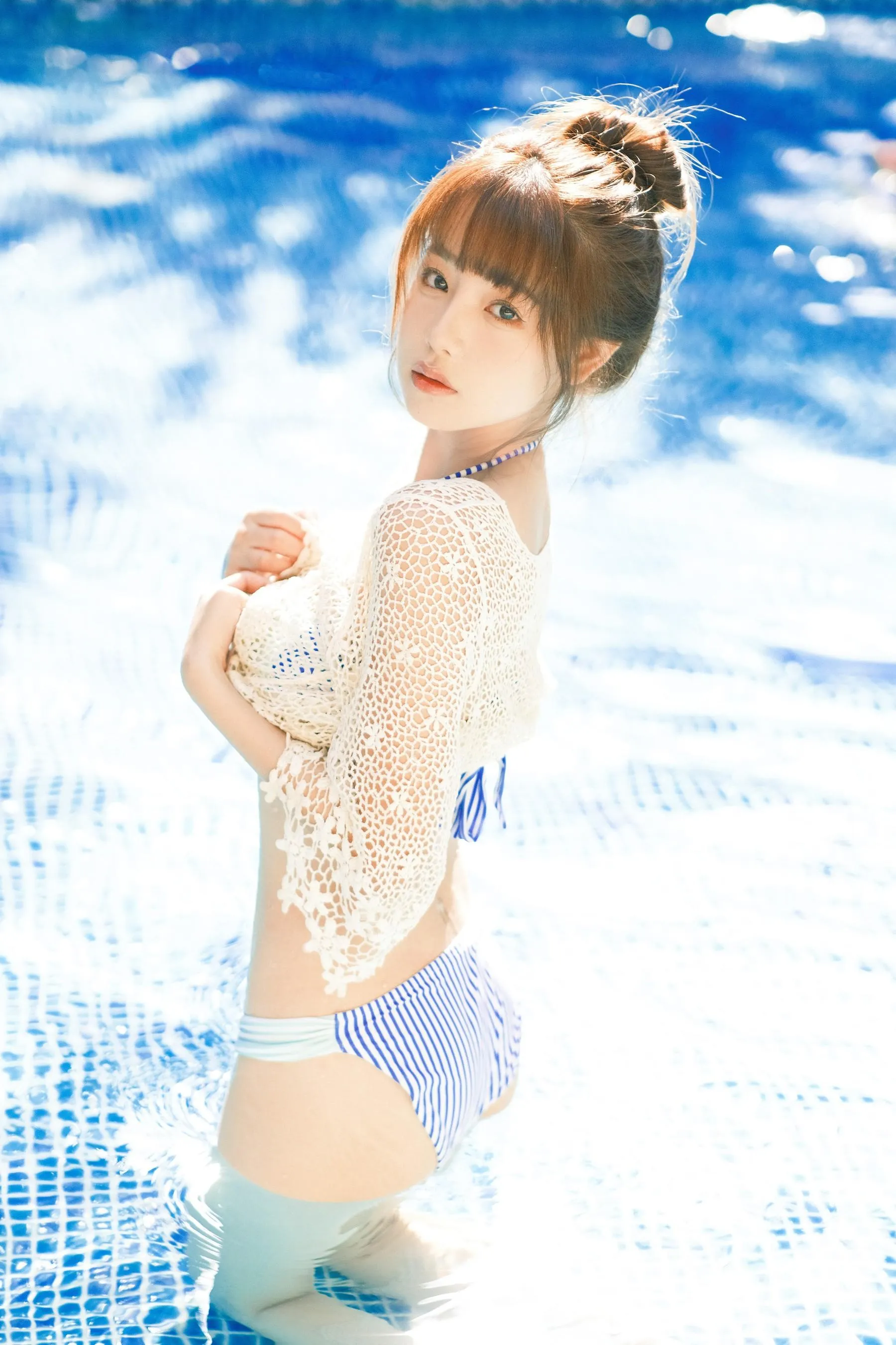 [YITUYU艺图语]2022.09.07 夏日泳池 温思儿vv [24P]插图5